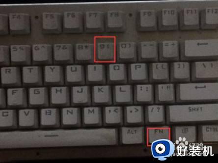 雷蛇键盘灯开关是哪个键_雷蛇键盘灯光开关在哪里打开